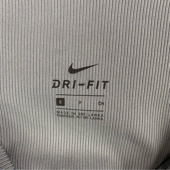 Nike: Dri-Fit High Waisted Tie Hem Workout Sporty Athletic Leggings Size Small - Picture 4 of 4